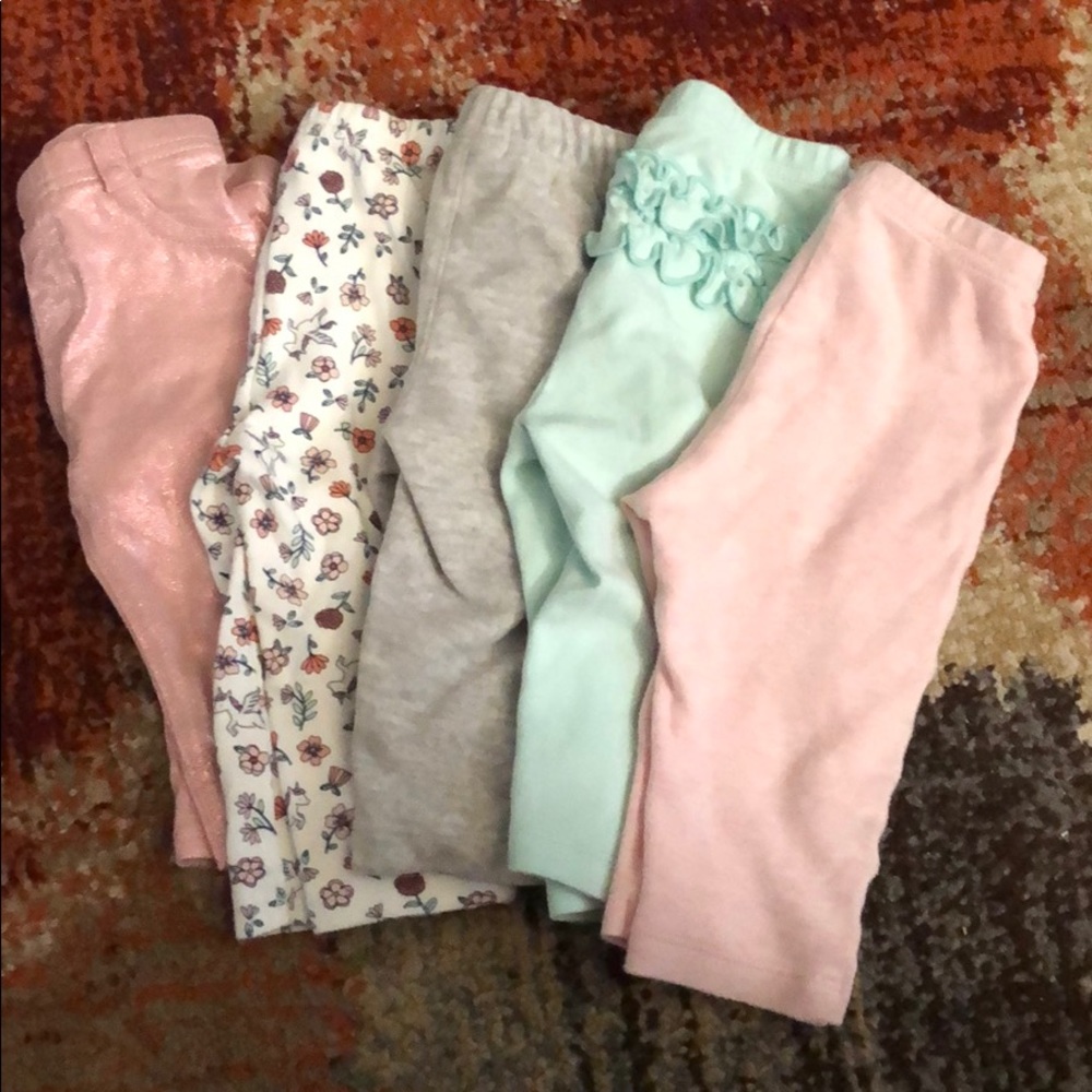 5/$15 baby Girl leggings 3-6M